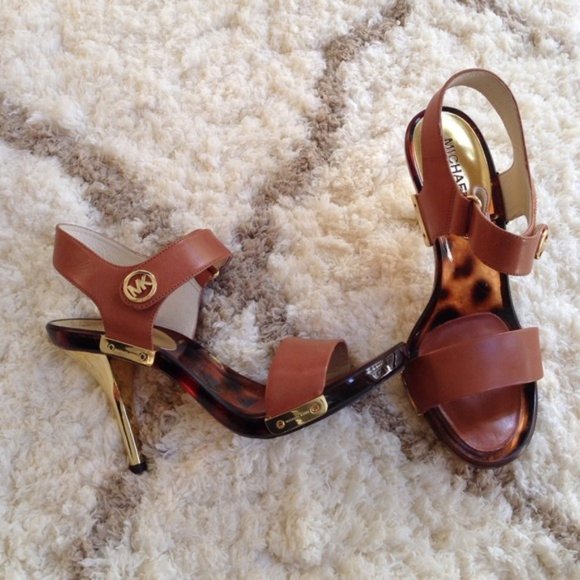 Michael Kors Shoes - Michael Kors Lani Leather Sandals - 6.5